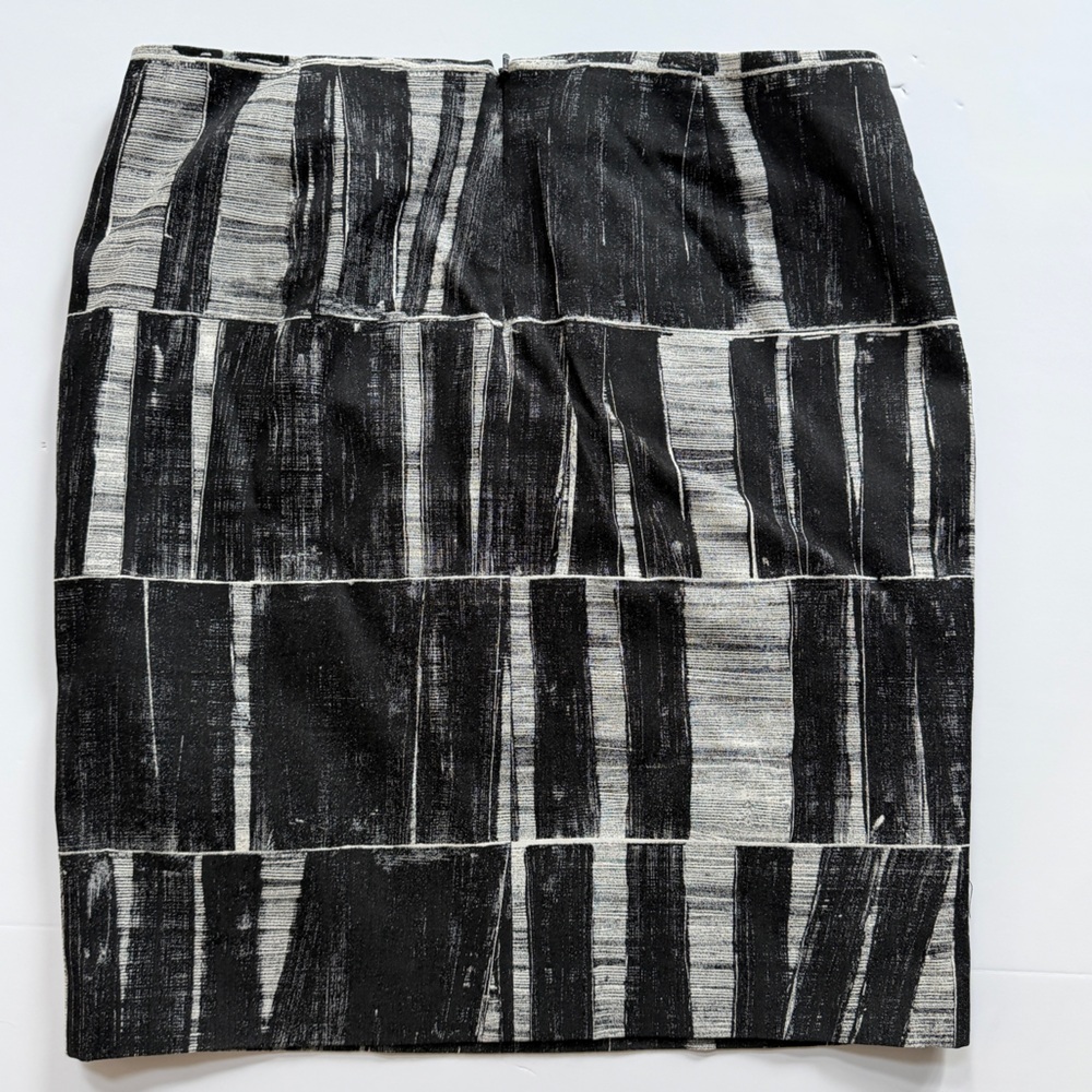 MaxMara‎ Women's Monochrome  Black and Gray Print Pencil Skirt Size 12 - Picture 2 of 8